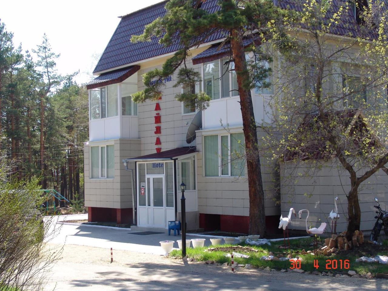 Zhaylau Hotel Shchuchinsk Exterior photo