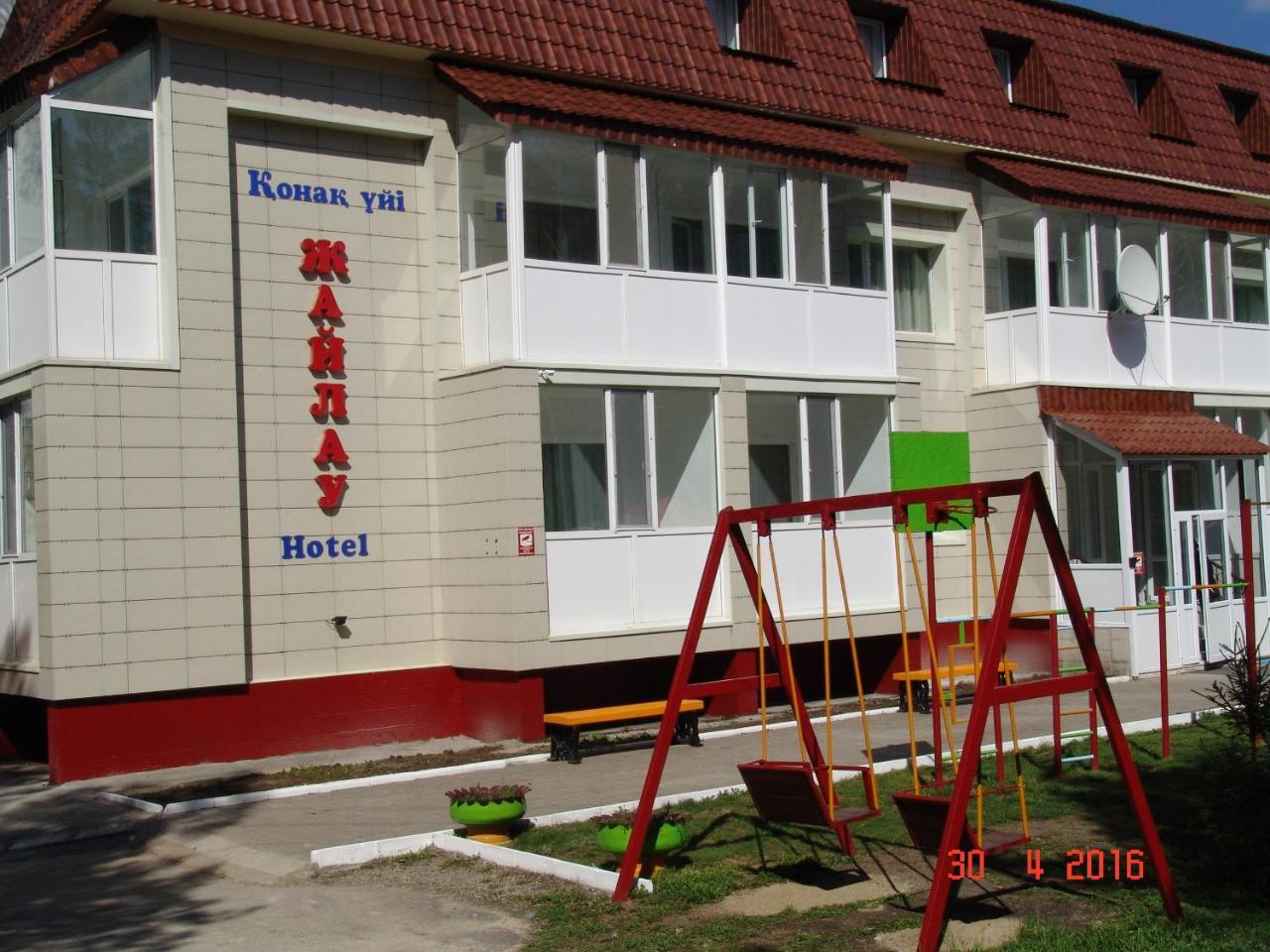 Zhaylau Hotel Shchuchinsk Exterior photo