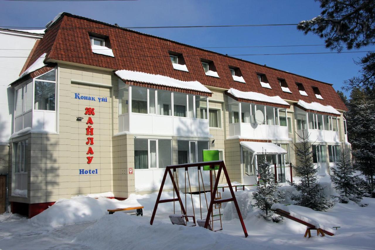 Zhaylau Hotel Shchuchinsk Exterior photo