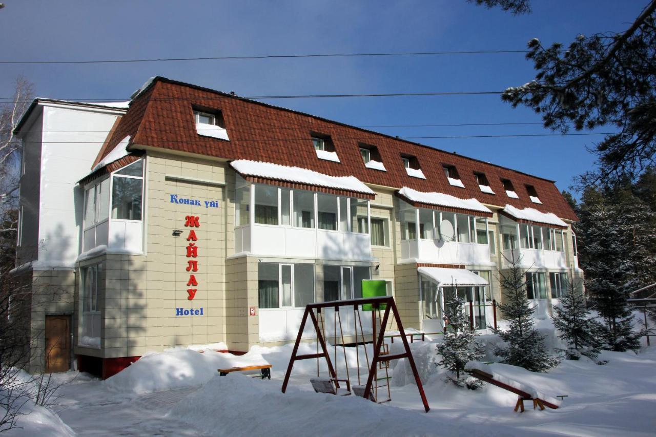 Zhaylau Hotel Shchuchinsk Exterior photo